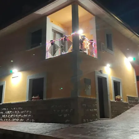 Casalola Apartman *